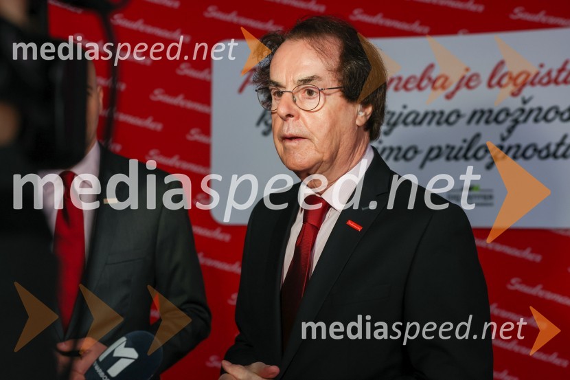  Hans Roth, lastnik skupine SaubermacherOdprtje Saubermacher Outsourcing logističnega centra v Hočah