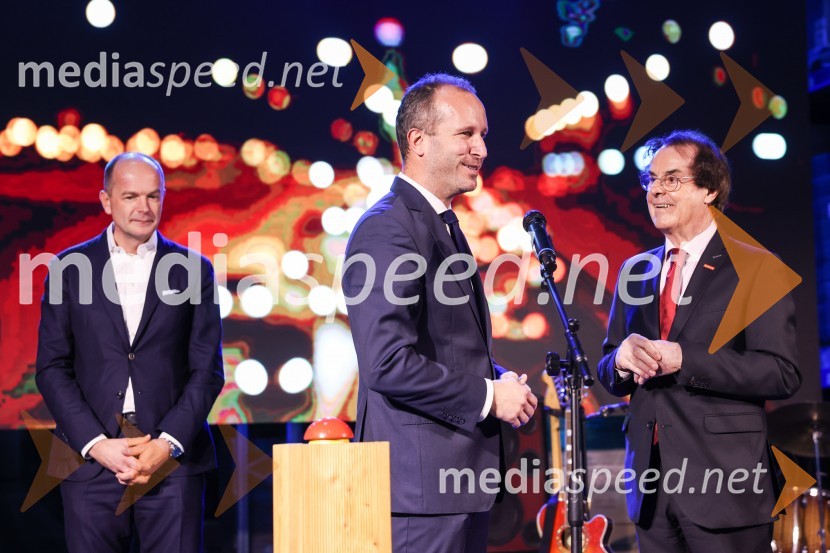 mag. Andreas Liebsch, GO ASSET Development GmbH; dr. Marko Soršak, župan, Občina Hoče-Slivnica;  Hans Roth, lastnik skupine SaubermacherOdprtje Saubermacher Outsourcing logističnega centra v Hočah