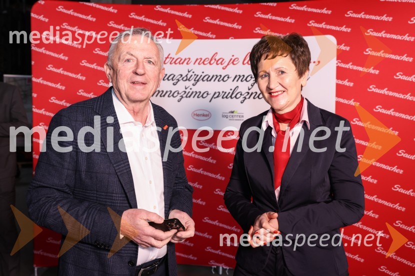  Rudolf Horvat, direktor podjetja Saubermacher Slovenija d.o.o., prejemnik nagrade GZS 2018;  ... Odprtje Saubermacher Outsourcing logističnega centra v Hočah