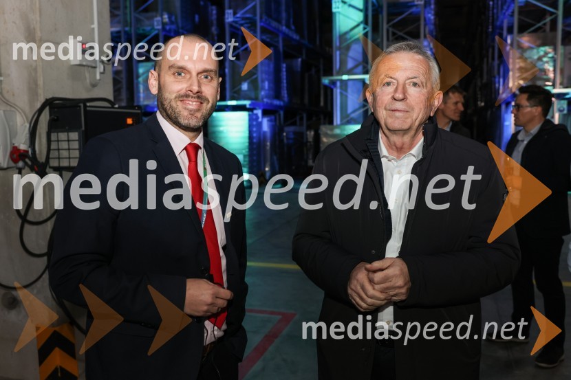  Daniel Ramminger, poslovodja, Saubermacher Outsourcing GmbH;  Rudolf Horvat, direktor podjetja Saubermacher Slovenija d.o.o., prejemnik nagrade GZS 2018Odprtje Saubermacher Outsourcing logističnega centra v Hočah