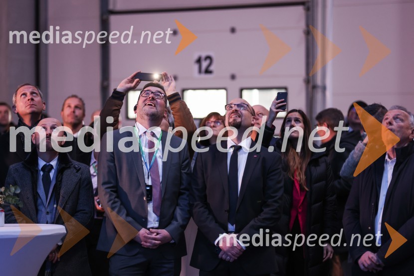  Christof  Vollstedt, vodja Henklove proizvodnje v Evropi;  Gregor Majcen, direktor, Henkel MariborOdprtje Saubermacher Outsourcing logističnega centra v Hočah