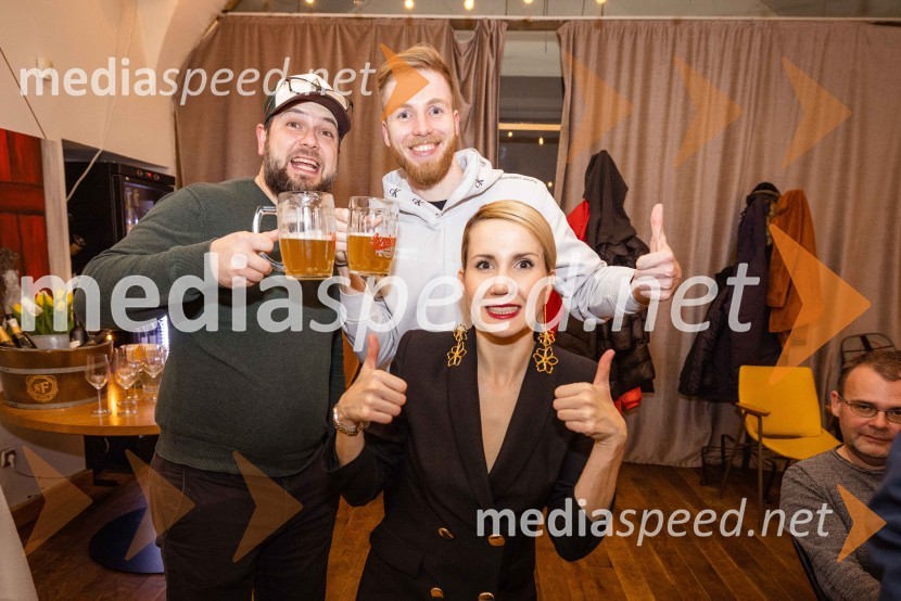  Jaka Arbutina, fotograf;  Blaž Weindorfer, fotograf;  Natalija Cvetko, Mediaspeed d.o.o.21 let naše medijske agencije Mediaspeed