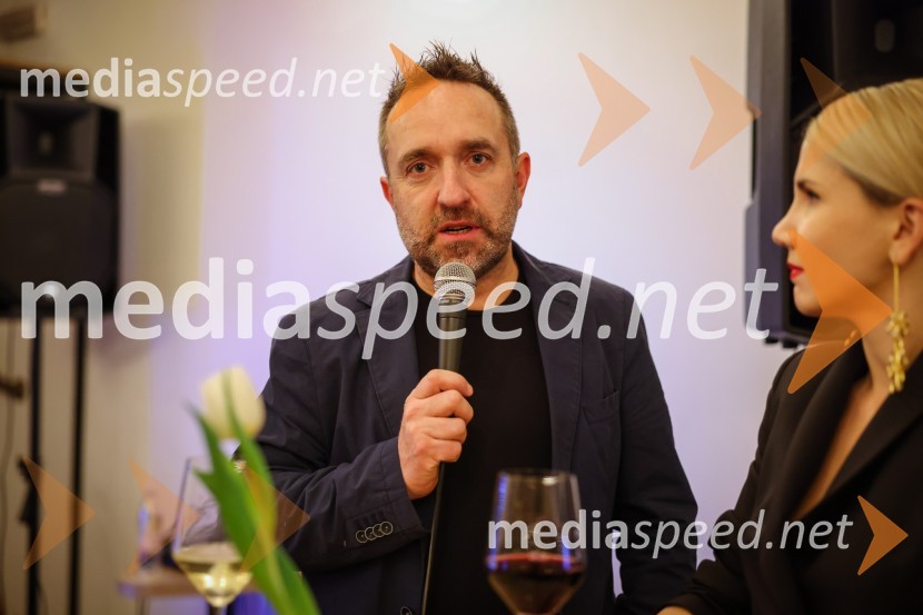  Borut  Cvetko, kreativni direktor, Mediaspeed d.o.o.;  Natalija Cvetko, Mediaspeed d.o.o.21 let naše medijske agencije Mediaspeed