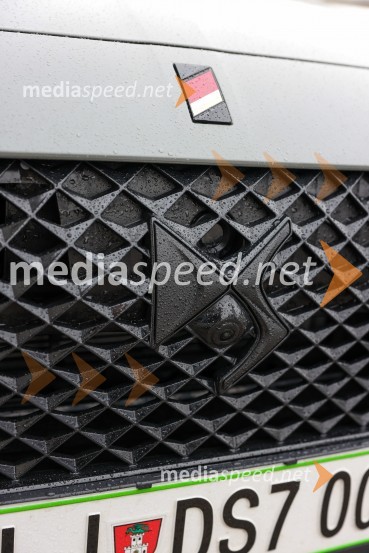 Tina Maze predstavila novi DS 7 CROSSBACK