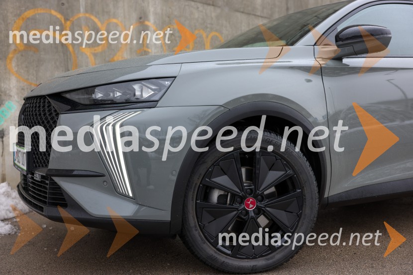 Tina Maze predstavila novi DS 7 CROSSBACK