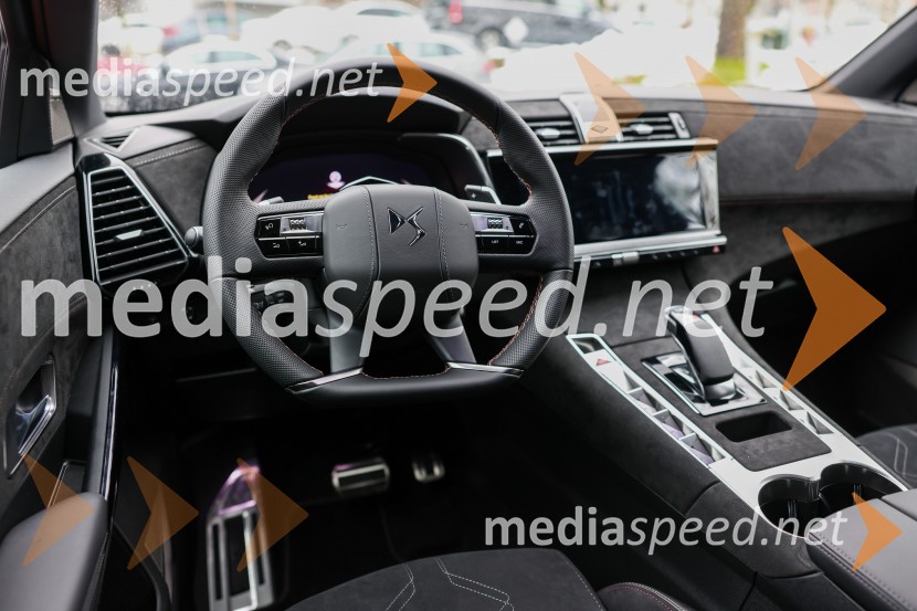 Tina Maze predstavila novi DS 7 CROSSBACK