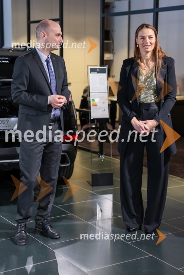  Peter Horvat, vodja znamke DS;  Tina Maze, bivša slovenska alpska smučarka in športna komentatorka, EurosportTina Maze predstavila novi DS 7 CROSSBACK