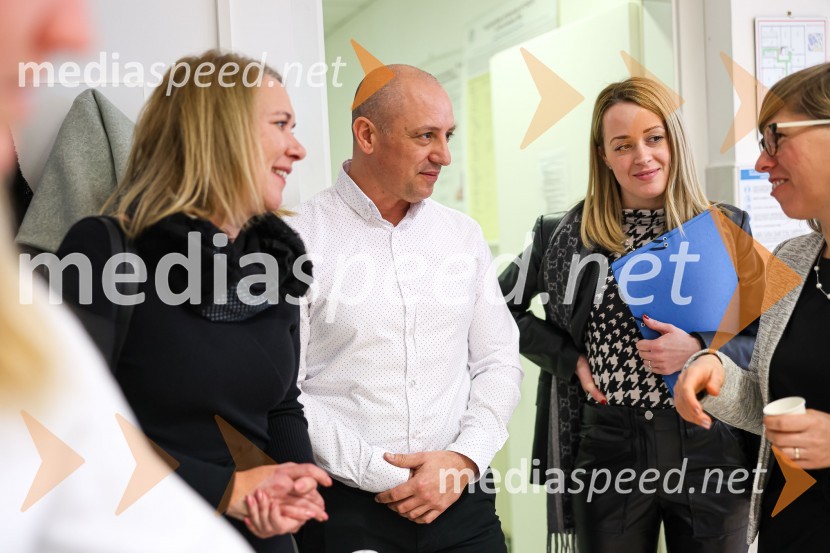  ... ;  ... ;  Jerneja Kalan, vodja blagovnih znamk senior, Ljubljanske mlekarne d.o.oRazglašena so najbolj inovativna živila leta 2023