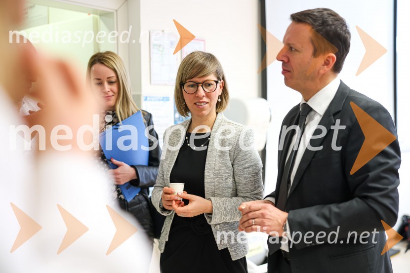 doc. dr. Anita Kušar, raziskovalka, pomočnica vodje raziskovalne skupine, Inštitut za nutricionistiko;  Martin Gosenca, vodja sektorja za hrano, Direktorat za hrano in ribištvoRazglašena so najbolj inovativna živila leta 2023