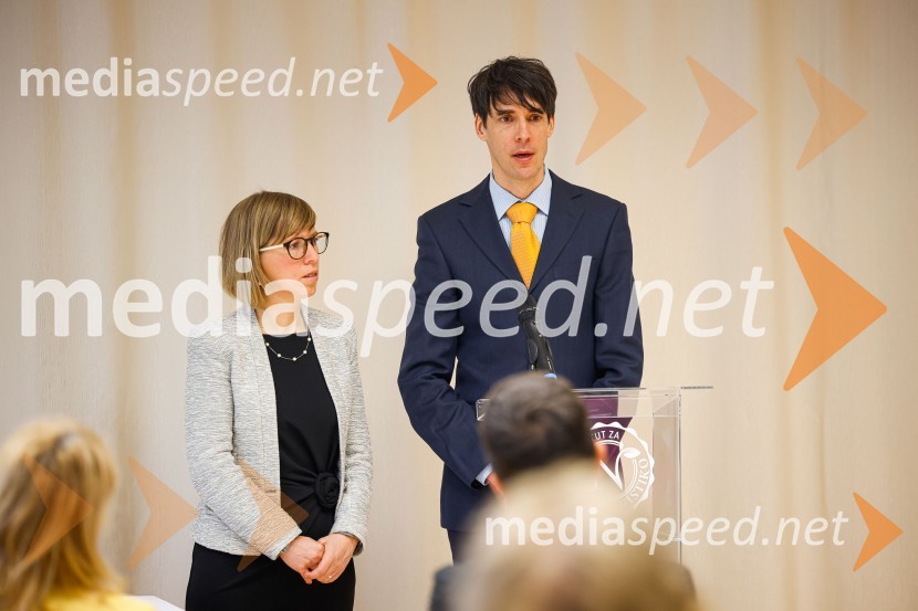 doc. dr. Anita Kušar, raziskovalka, pomočnica vodje raziskovalne skupine, Inštitut za nutricionistiko; prof. dr. Igor Pravst, vodja raziskovalne skupine, Inštitut za nutricionistikoRazglašena so najbolj inovativna živila leta 2023