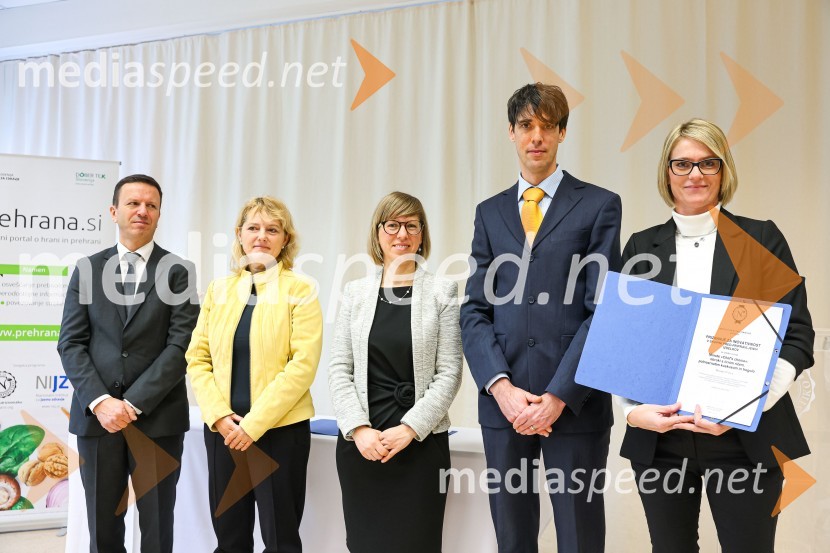  Martin Gosenca, vodja sektorja za hrano, Direktorat za hrano in ribištvo;  Marjeta Recek, vodja, Sektor za varovanje zdravja; doc. dr. Anita Kušar, raziskovalka, pomočnica vodje raziskovalne skupine, Inštitut za nutricionistiko; prof. dr. Igor Pravst, vodja raziskovalne skupine, Inštitut za nutricionistiko;  Mateja Rupnik, tehnologinja za razvoj in kakovost, Mercator IPRazglašena so najbolj inovativna živila leta 2023