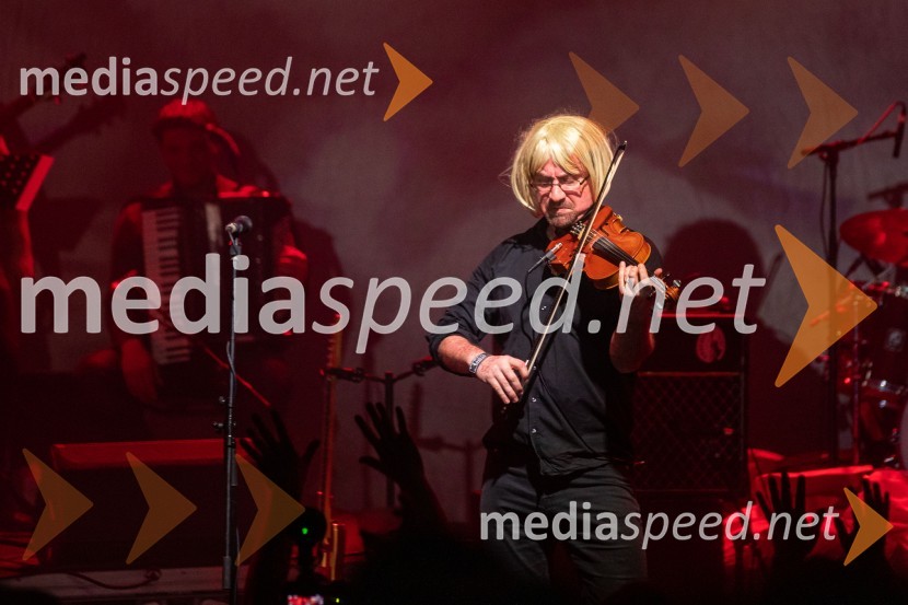  Iztok Cergol, glasbenikZmelkoow, veliki poslovilni koncert