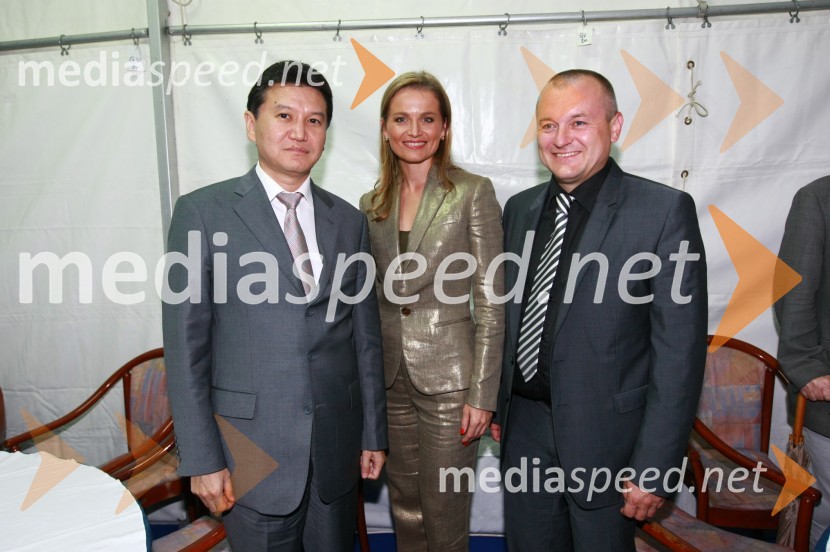  Kirsan Ilyumzhinov, politik;  Katarina Kresal, pravnica in političarka, nekdanja ministrica za notranje zadeve;  Franc  Kangler, nekdanji župan Mestne občine Maribor, Nova ljudska stranka SlovenijePosebno leto Katarine Kresal