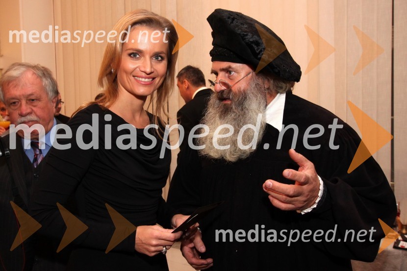  Katarina Kresal, pravnica in političarka, nekdanja ministrica za notranje zadeve;  Janez Rozman, Manufaktura Mojster JanezPosebno leto Katarine Kresal