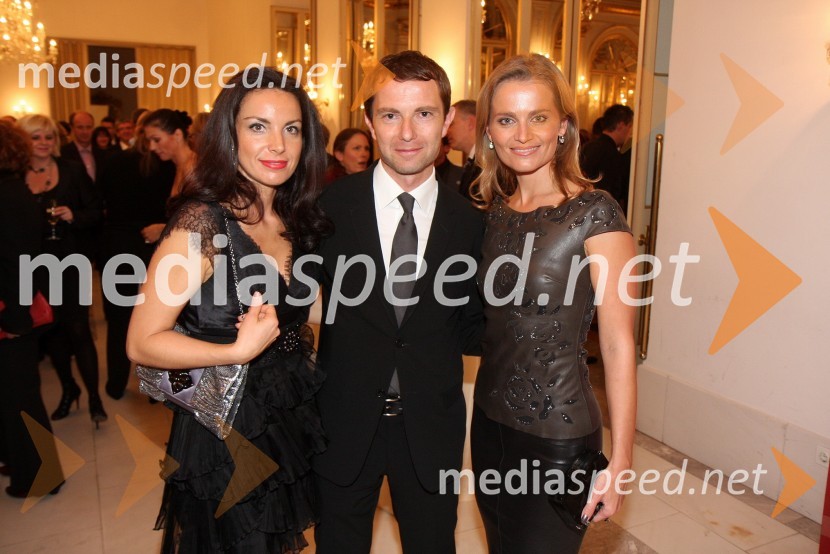  Tijana Orešič Barač, dr. med. specialistka dermatologije;  Tomaž Orešič, podpredsednik skupine Resalta;  Katarina Kresal, pravnica in političarka, nekdanja ministrica za notranje zadevePosebno leto Katarine Kresal