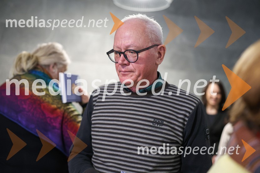 Najhitreje prodajani pisatelj v Sloveniji je David Zupančič