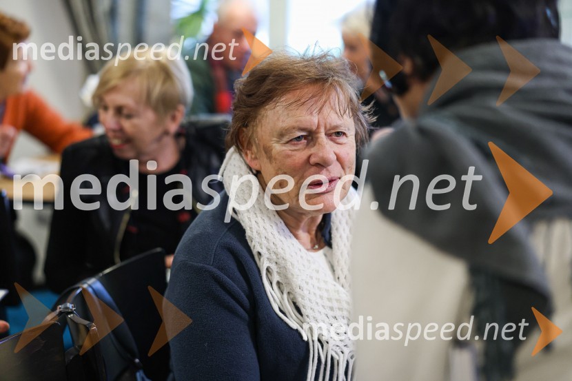 Najhitreje prodajani pisatelj v Sloveniji je David Zupančič