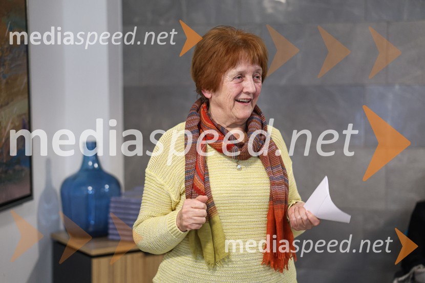 Najhitreje prodajani pisatelj v Sloveniji je David Zupančič