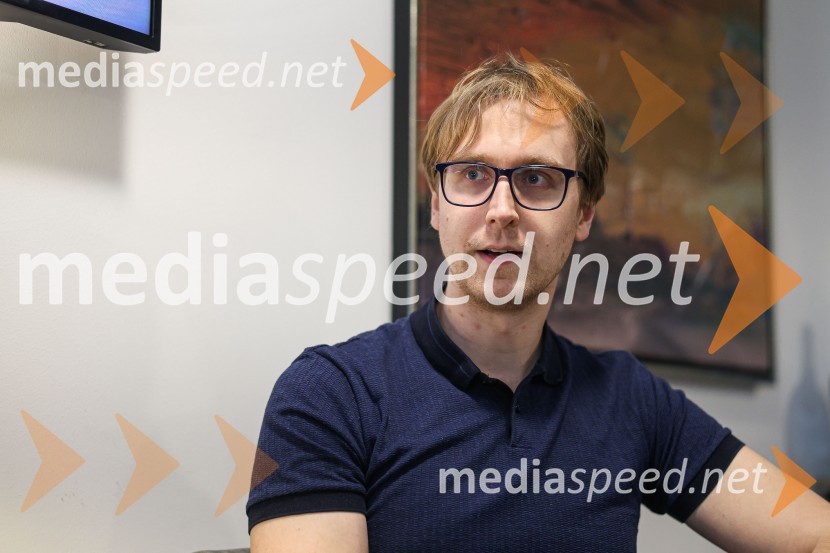  David Zupančič, specializant infektologije, pisatelj in spletni vplivnežNajhitreje prodajani pisatelj v Sloveniji je David Zupančič