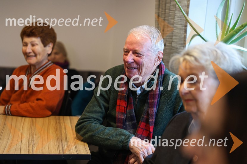 Najhitreje prodajani pisatelj v Sloveniji je David Zupančič