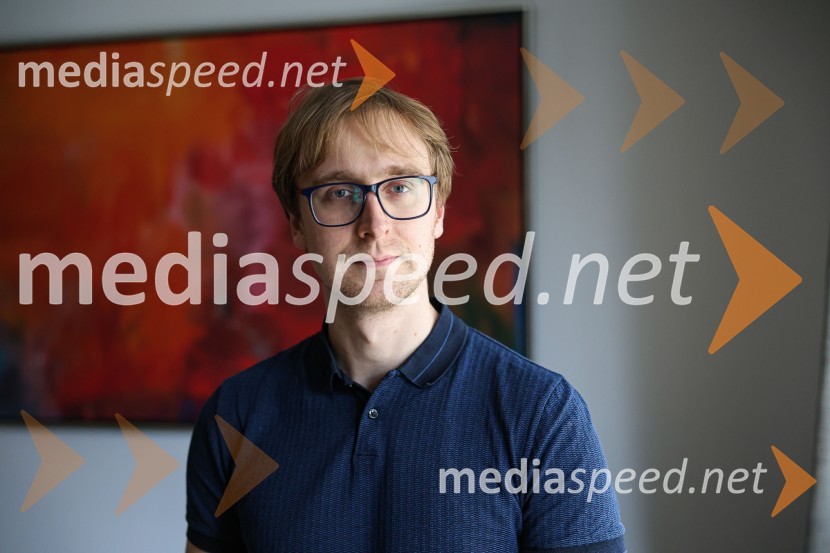  David Zupančič, specializant infektologije, pisatelj in spletni vplivnežNajhitreje prodajani pisatelj v Sloveniji je David Zupančič