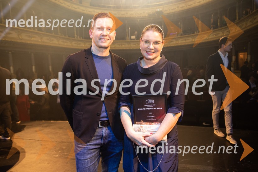  Dino Zupančič, kreativni direktor in partner, Agencija 101;  Lidija Rakuša, direktorica marketinga, MerkurOutstanding 2022, presežki v zunanjem oglaševanju, DRUŽENJE