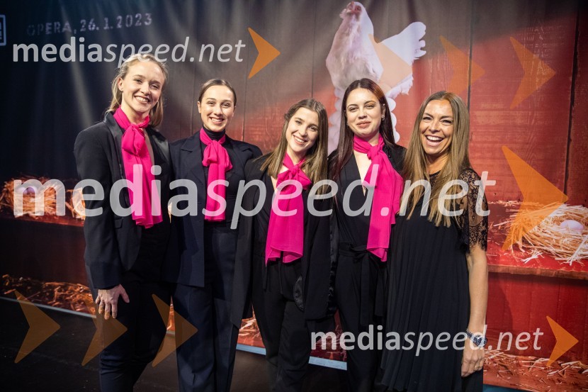  ... ;  ... ;  ... ;  ... ;  Azra Pucko, Hiša plesa, Libero dance centerOutstanding 2022, presežki v zunanjem oglaševanju, DRUŽENJE