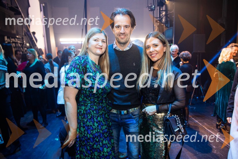  ... ;  ... ;  Viktorija Radojević Mavrič, direktorica marketinga in razvoja Mercator d.d.Outstanding 2022, presežki v zunanjem oglaševanju, DRUŽENJE