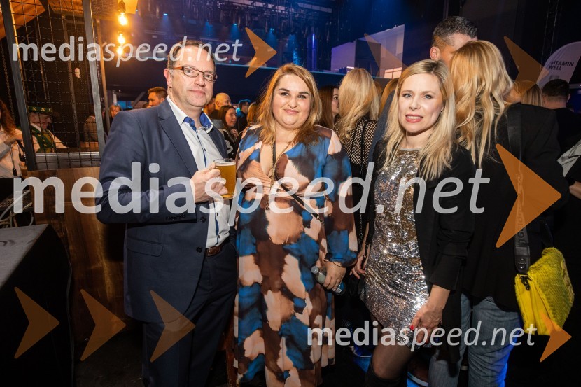  Tomaž Oblak, vodja prodaje, Summit motors Ljubljana;  Nataša Purgaj, Spar Slovenija;  Ines Markovčič, vodja marketinga Mladina d.d.Outstanding 2022, presežki v zunanjem oglaševanju, DRUŽENJE