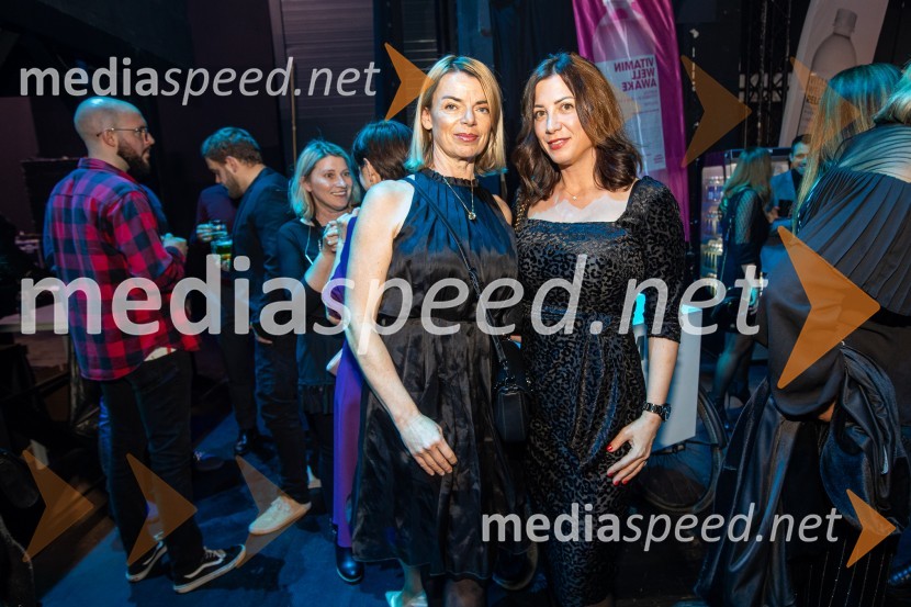  Alenka Satler, prevajalka;  ... Outstanding 2022, presežki v zunanjem oglaševanju, DRUŽENJE