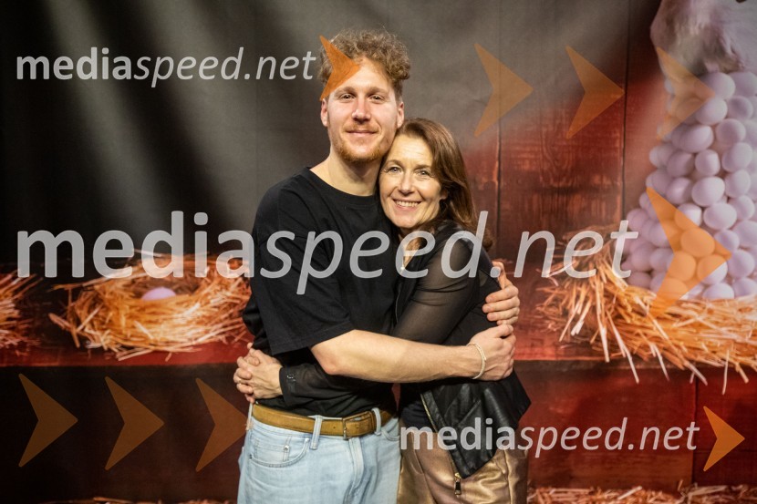 Outstanding 2022, presežki v zunanjem oglaševanju, DRUŽENJE