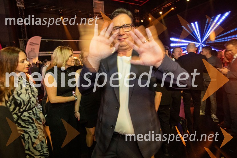 Outstanding 2022, presežki v zunanjem oglaševanju, DRUŽENJE