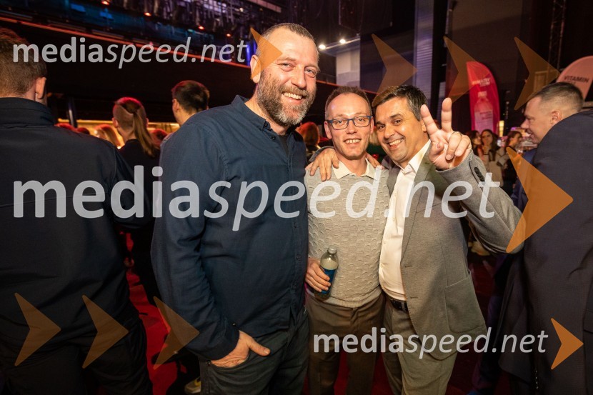 Outstanding 2022, presežki v zunanjem oglaševanju, DRUŽENJE