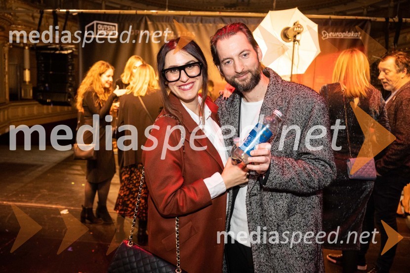  Julija Somrak, Renderspace;  Rok Radobuljac, TrampoliniOutstanding 2022, presežki v zunanjem oglaševanju, DRUŽENJE