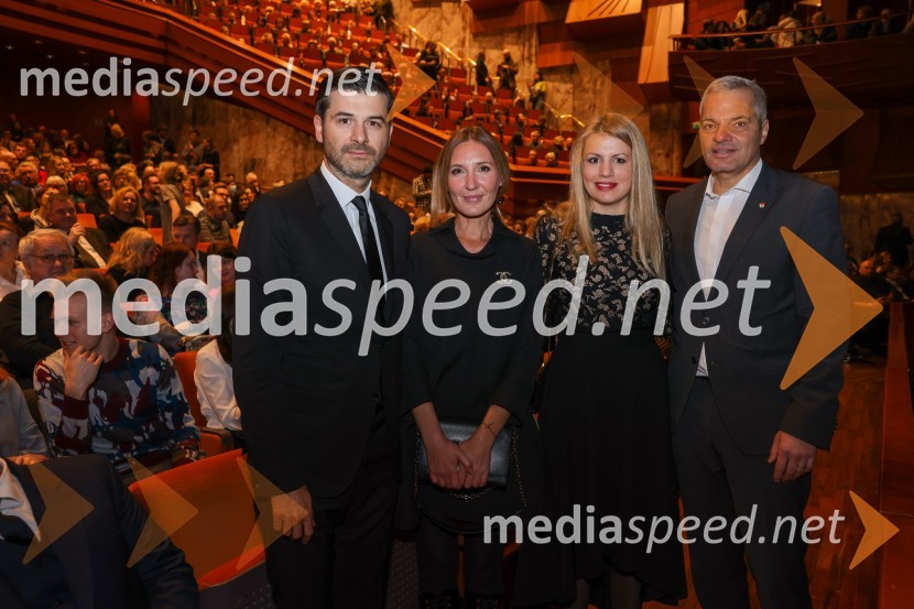  ... ;  ... ;  Katja Arsenovič, direktorica Rožmarin Hospitality Group;  Aleksander Saša Arsenovič, župan, Mestna občina MariborRomeo in Julija, jubilejna predstava ob 30-letnici umetniškega ustvarjanja Valentine Turcu