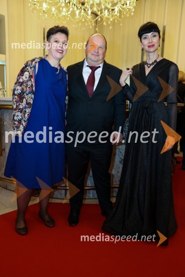  ... ;  ... ;  dr. Jerca  Legan, antropologinjaRomeo in Julija, jubilejna predstava ob 30-letnici umetniškega ustvarjanja Valentine Turcu