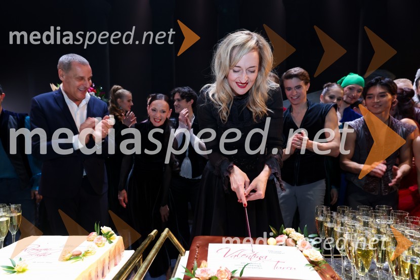  Valentina Turcu, koreografinja in baletna solistkaRomeo in Julija, jubilejna predstava ob 30-letnici umetniškega ustvarjanja Valentine Turcu