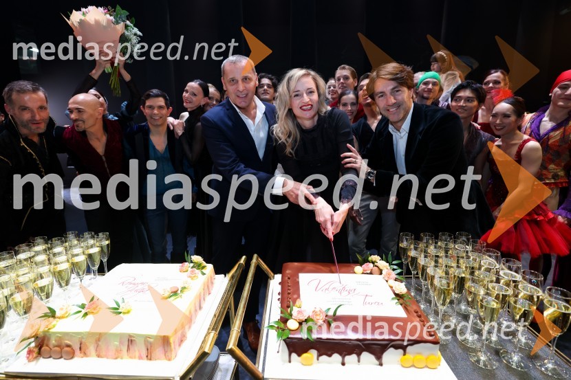  Danilo Rošker, direktor SNG Maribor;  Valentina Turcu, koreografinja in baletna solistka;  Edward Clug, umetniški direktor, Balet SNG MariborRomeo in Julija, jubilejna predstava ob 30-letnici umetniškega ustvarjanja Valentine Turcu