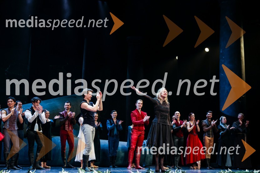  Tamás Darai, baletni solist;  Valentina Turcu, koreografinja in baletna solistkaRomeo in Julija, jubilejna predstava ob 30-letnici umetniškega ustvarjanja Valentine Turcu