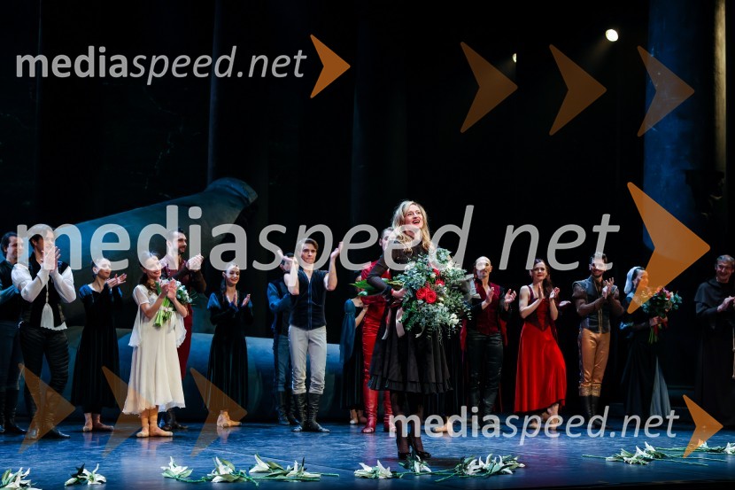  Valentina Turcu, koreografinja in baletna solistkaRomeo in Julija, jubilejna predstava ob 30-letnici umetniškega ustvarjanja Valentine Turcu