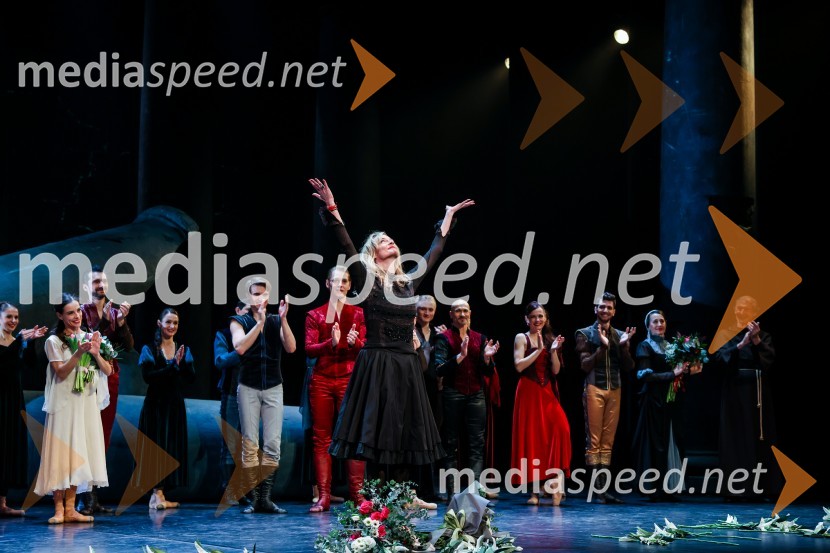  Valentina Turcu, koreografinja in baletna solistkaRomeo in Julija, jubilejna predstava ob 30-letnici umetniškega ustvarjanja Valentine Turcu