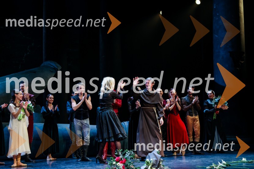  Valentina Turcu, koreografinja in baletna solistka;  Marin Turcu, baletni plesalecRomeo in Julija, jubilejna predstava ob 30-letnici umetniškega ustvarjanja Valentine Turcu