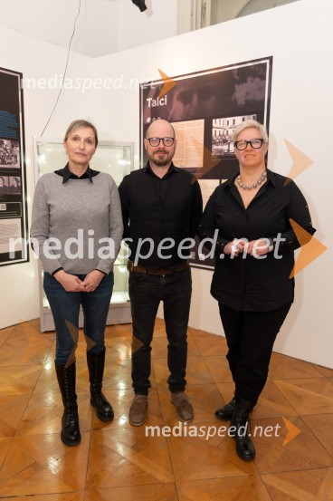  Simona Tripkovič, direktorica, Muzej narodne osvoboditve Maribor;  Uroš Dokl, Muzej narodne osvoboditve Maribor; dr. Aleksandra  Berberih Slana, ravnateljica, Muzej ZagrebNovinarska konferenca pred odprtjem razstave Ste me hoteli videti strto? Muzej človekovih pravic