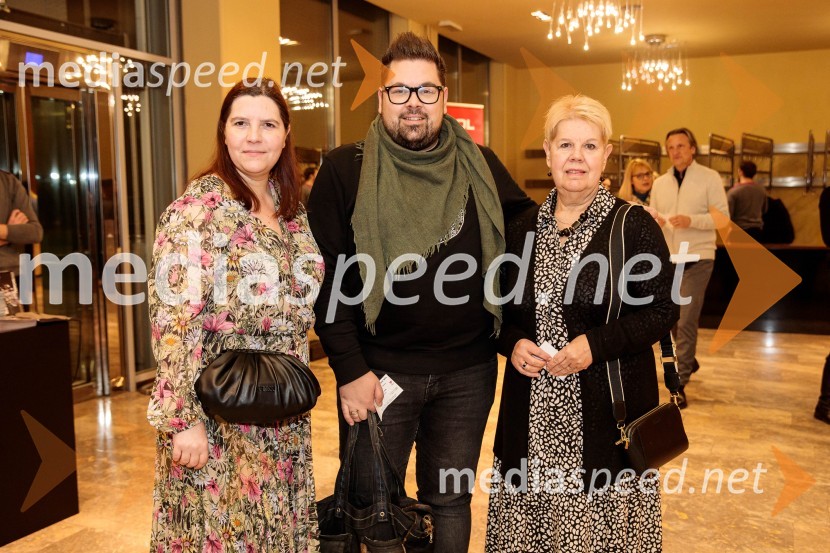  Teja Pelko, novinarka, Svet24;  Nejc Simšič, novinar;  Irena  Butoln, germanistkaRuta Grupa Triglav 2023, odprtje gledališkega festivala s premierno uprizoritvijo drame Praznovanje