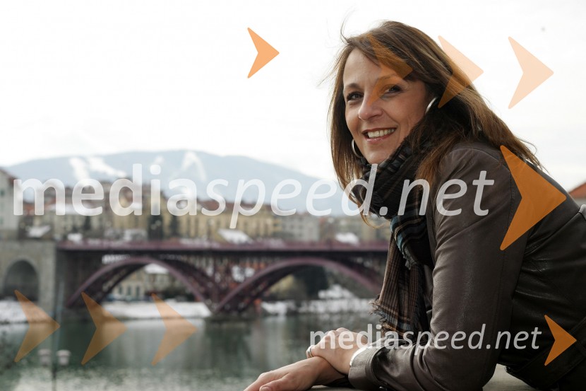 Živa Emeršič, urednica dokumentarnega programa TVSŽiva Emeršič, urednica dokumentarnega programa TVS