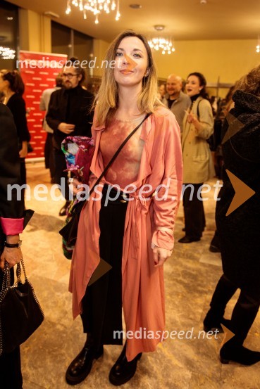  Melita Kontrec, novinarka kulture TV SlovenijaRuta Grupa Triglav 2023, odprtje gledališkega festivala s premierno uprizoritvijo drame Praznovanje