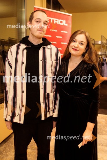  ... ;  Nika Korenjak, igralkaRuta Grupa Triglav 2023, odprtje gledališkega festivala s premierno uprizoritvijo drame Praznovanje