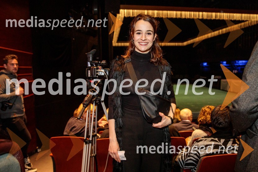  Gaja Filač, igralkaRuta Grupa Triglav 2023, odprtje gledališkega festivala s premierno uprizoritvijo drame Praznovanje