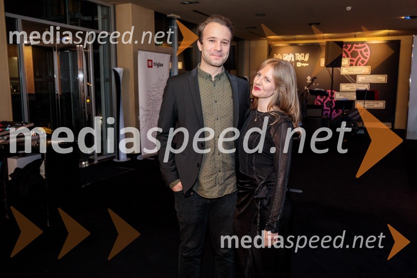  Nik  Škrlec, igralec;  Lena Hribar  Škrlec, igralkaRuta Grupa Triglav 2023, odprtje gledališkega festivala s premierno uprizoritvijo drame Praznovanje