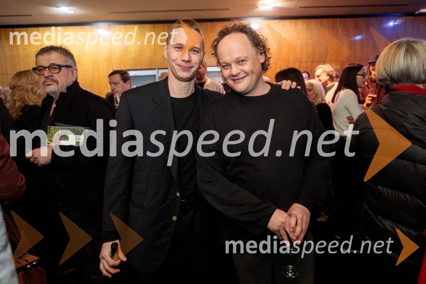  Timon Šturbej, igralec;  Gašper Jarni, igralecRuta Grupa Triglav 2023, odprtje gledališkega festivala s premierno uprizoritvijo drame Praznovanje